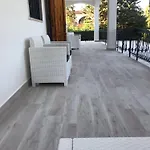 Anna فيلة ليبورانو