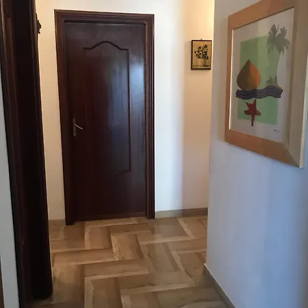 Anna Villa Leporano