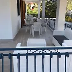 Anna Villa Leporano